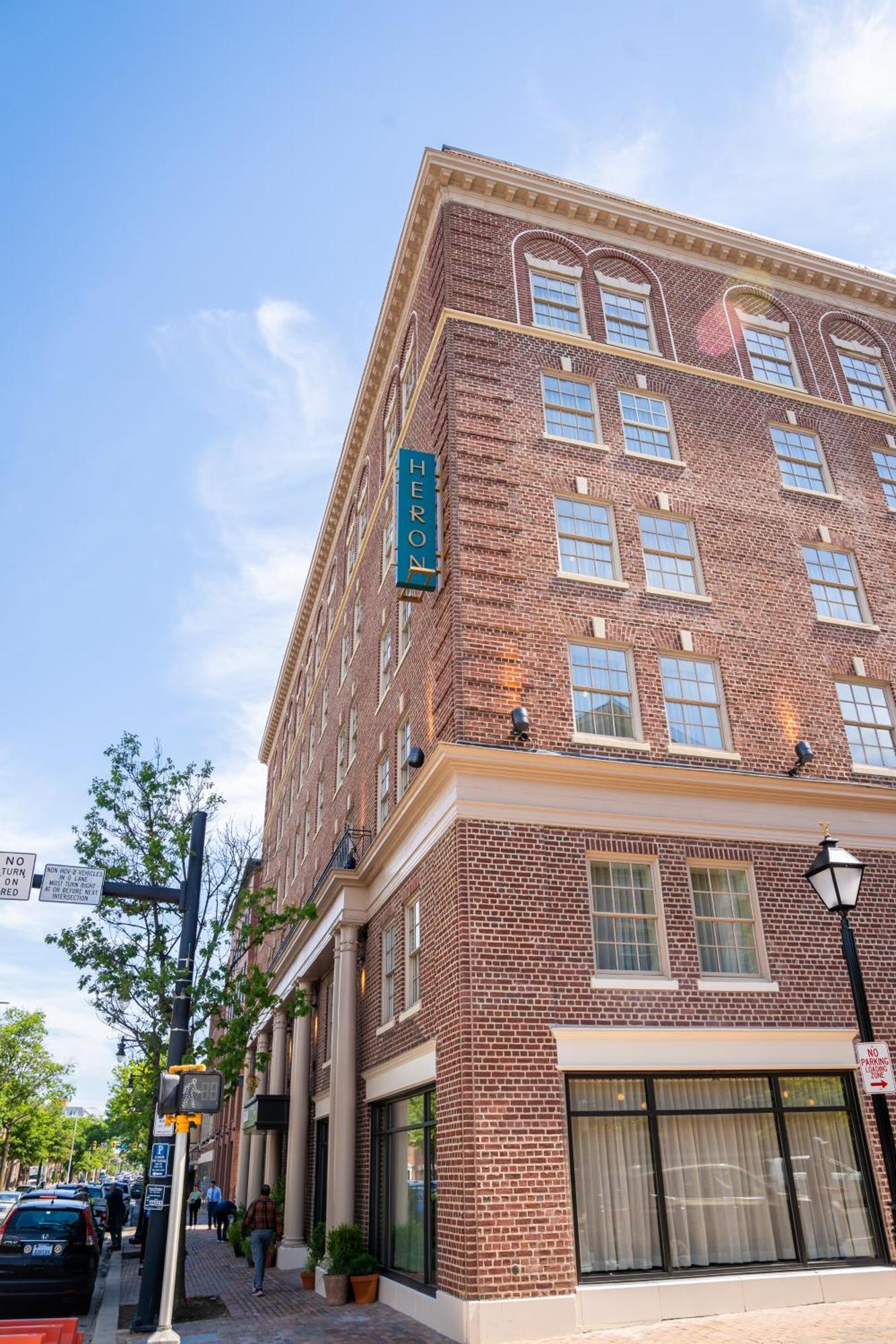 Hotel Heron Old Town Александрия Екстериор снимка